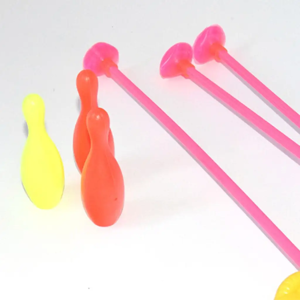 Neues Set mit Saugnapfpfeilen und Bowlingkegeln 46 cm kép 3