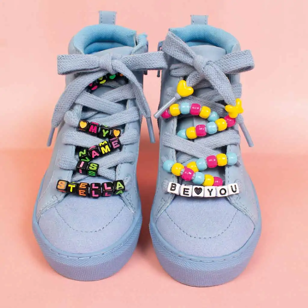 PlayBox: bunte auffädelbare Perlen im Eimer 1200 Stück kép 3