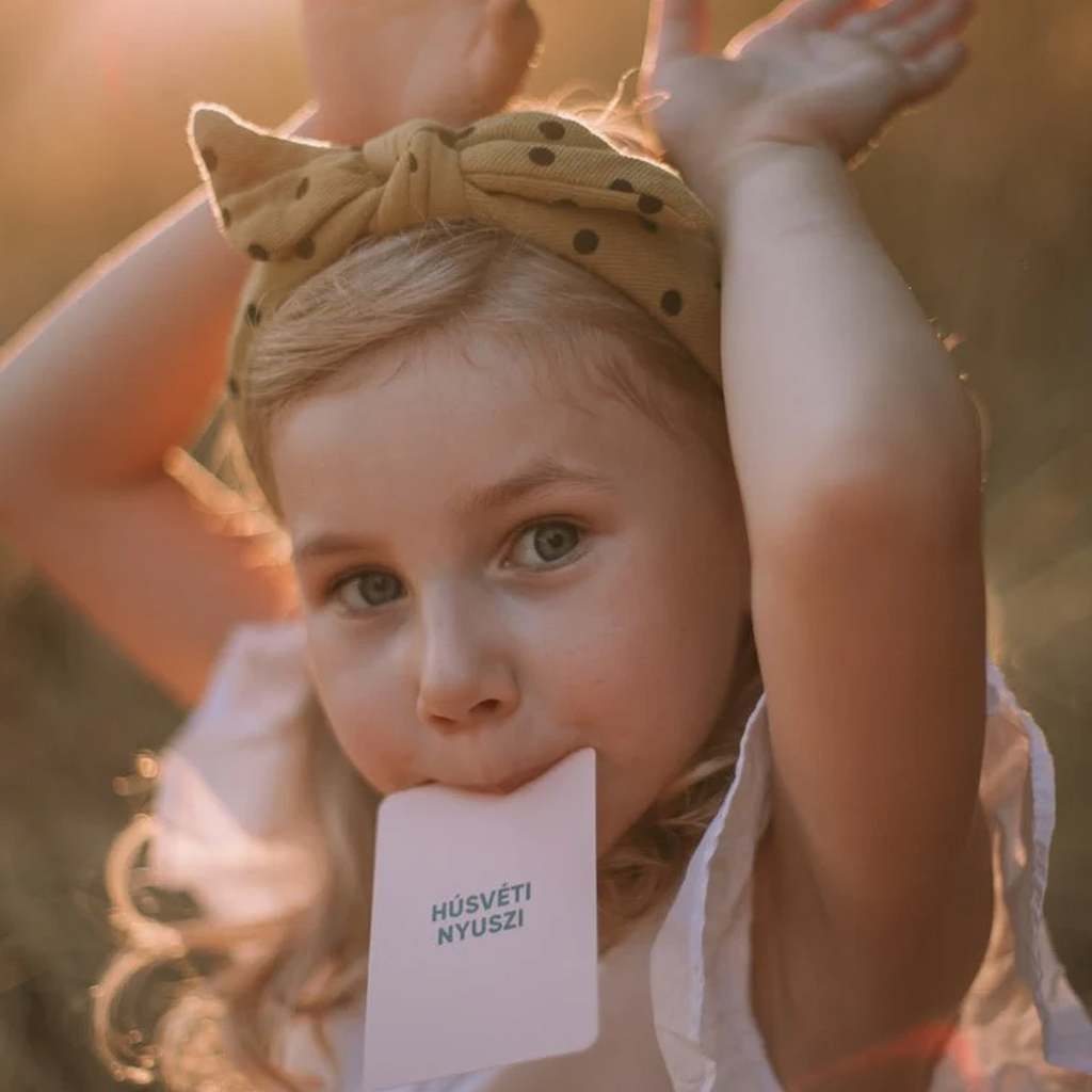 Umriss: Zeichnen und Geschichten – Kreativitätsförderndes Spiel für Kinder kép 2