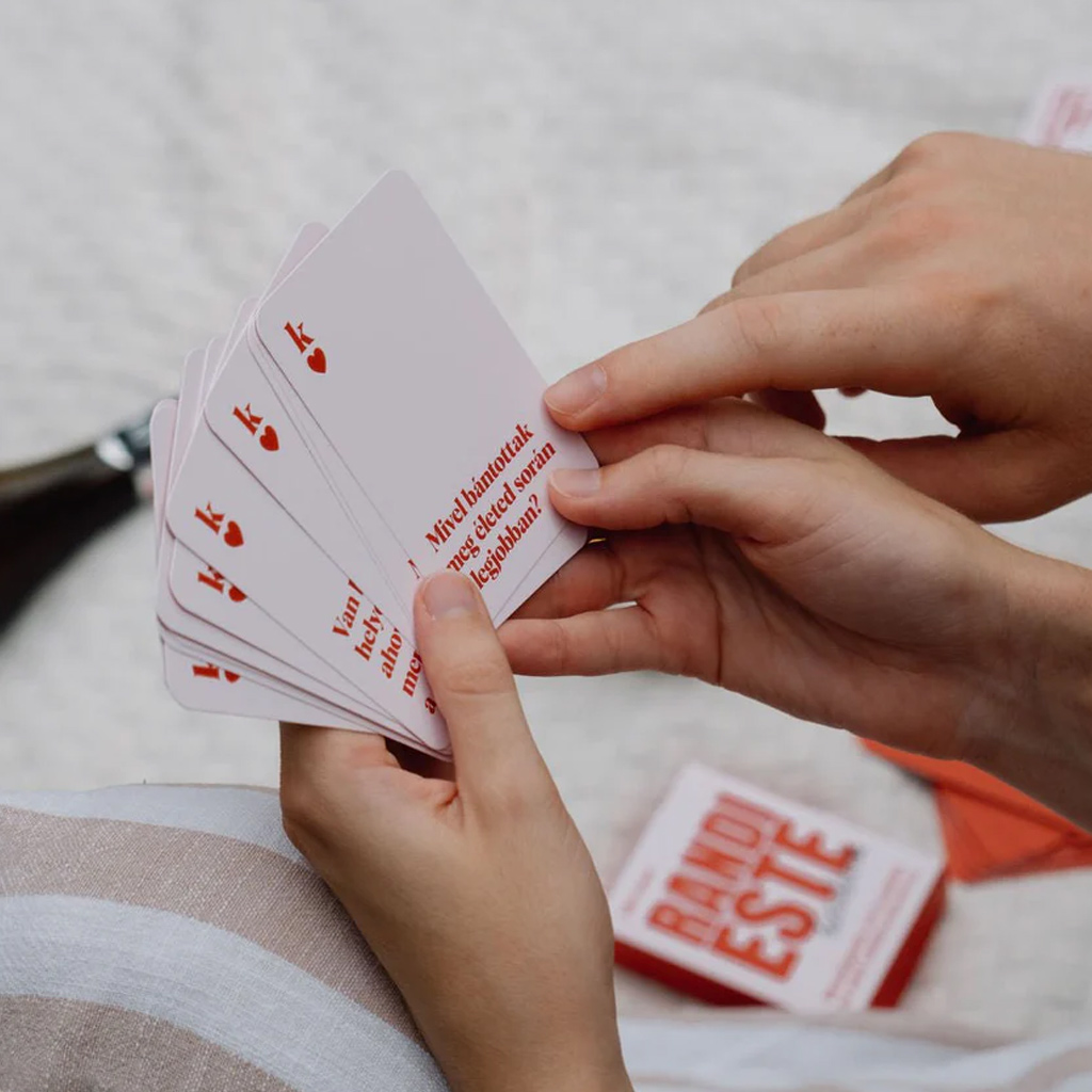 Umriss: Date-Nacht – Gesprächskartenspiel für das erste Kennenlernen kép 2