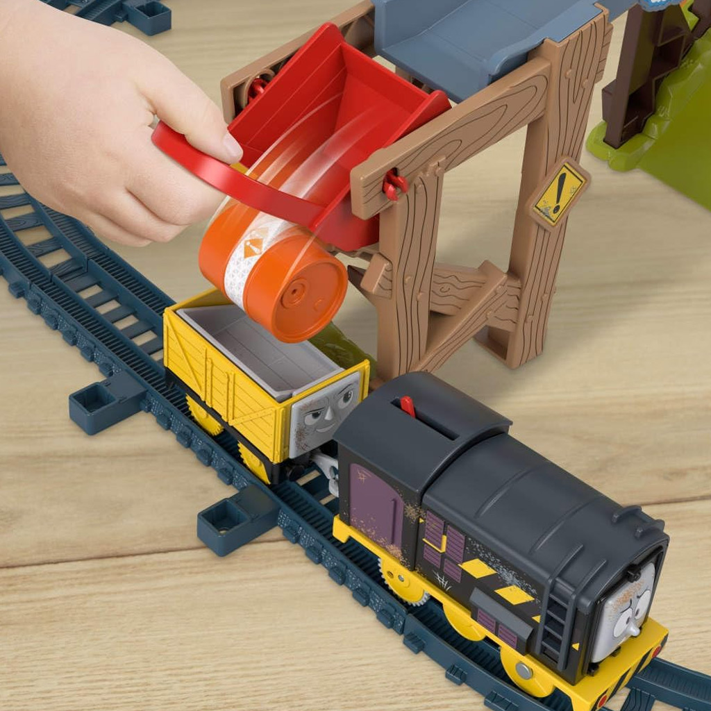 Fisher-Price: Thomas und seine Freunde Diesel Lift & Load Baustellen-Eisenbahn-Set mit motorisiertem Zug - Mattel kép 3