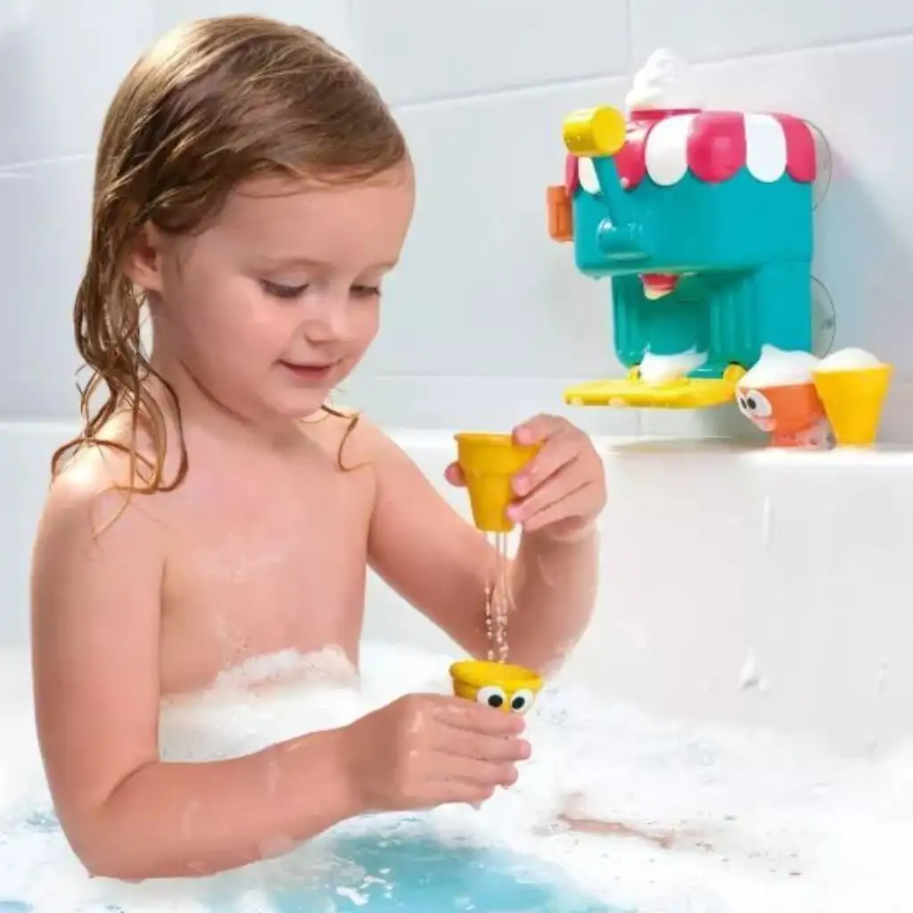 Tomy Toomies: Deluxe Schaumeisfabrik Badespielzeug kép 5